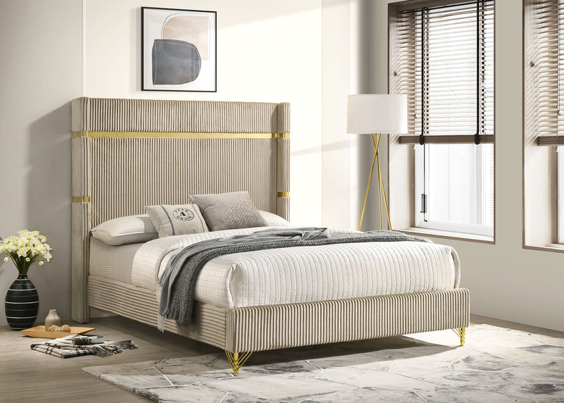 Lucia Queen Bed